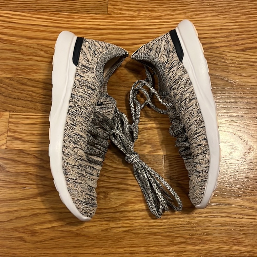 New Apl Techloom Wave Sneakers Size 8 - image 5